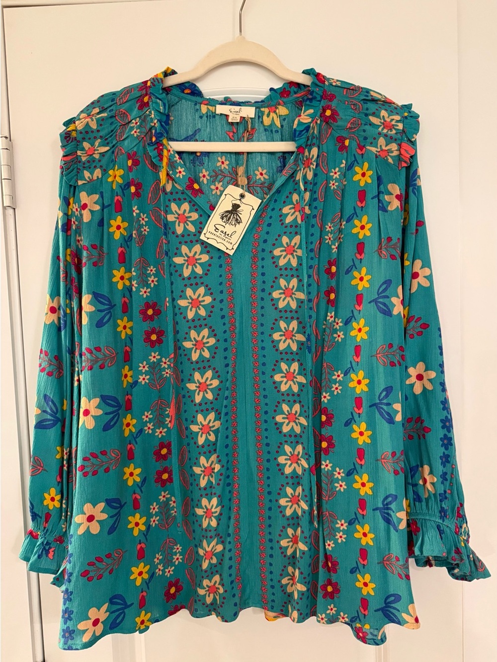 Easel Women’s Teal Floral Long-Sleeve Blouse